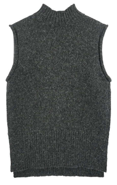 Aspen Sweater Vest in Charcoal