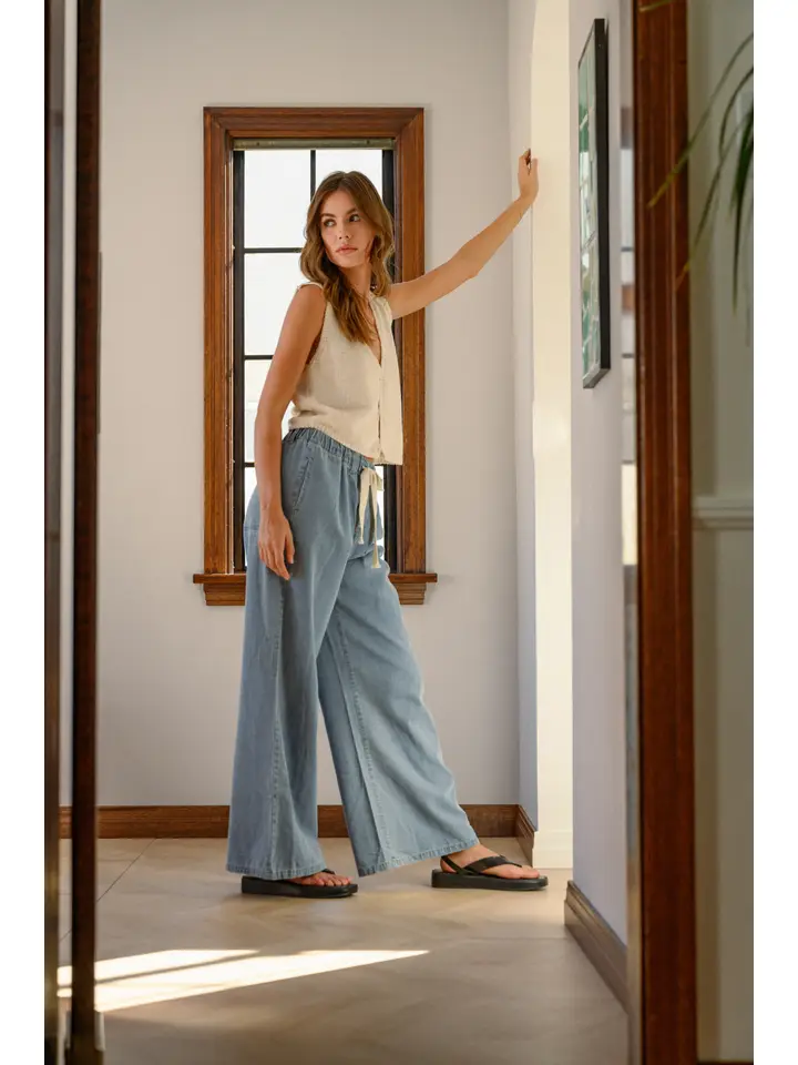 Light Wash Denim Wide Leg Pants