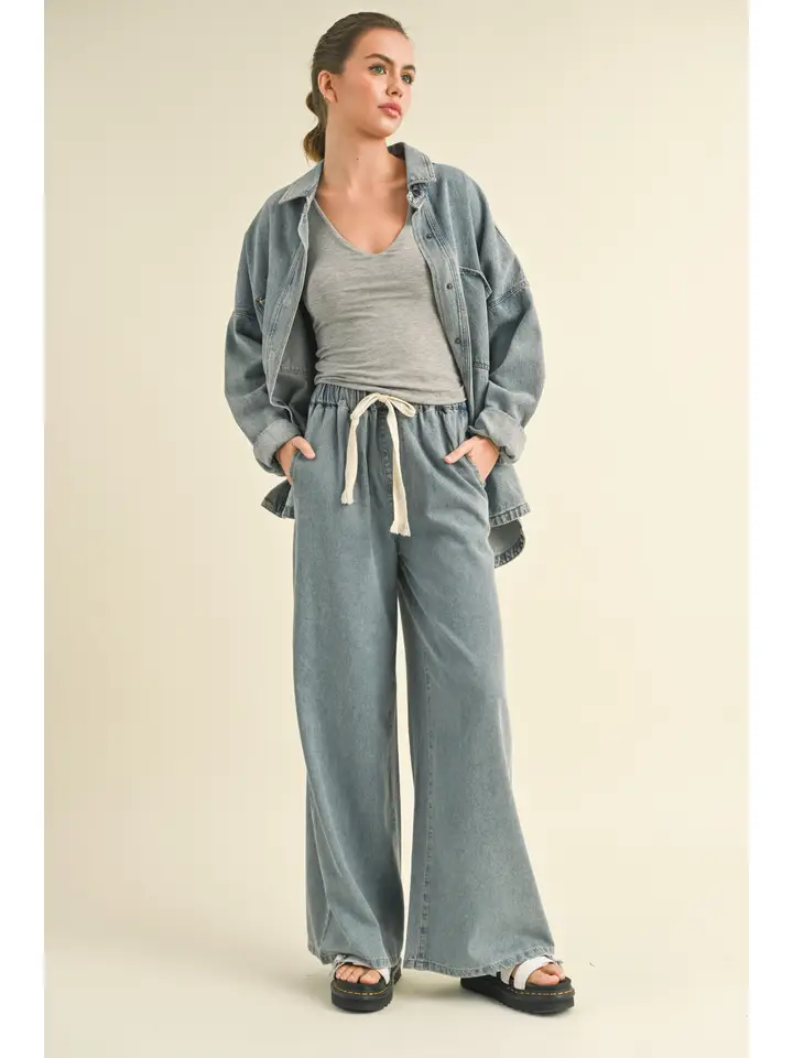Light Wash Denim Wide Leg Pants
