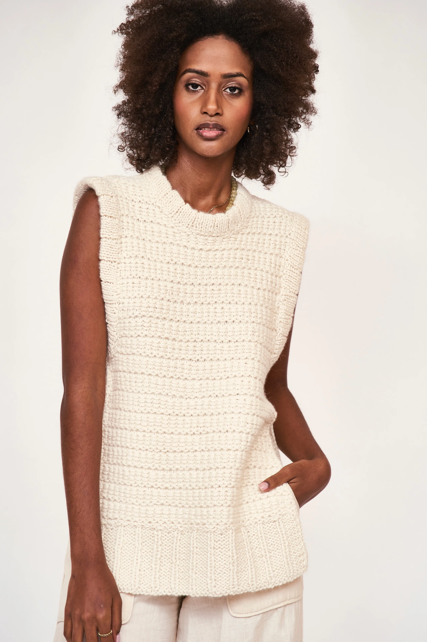 Camel Open Side Knit in Snow